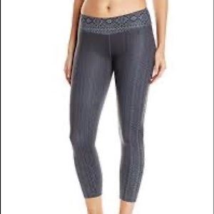 NWT Prana Black Limbo Roxanne Printed Leggings - Size L